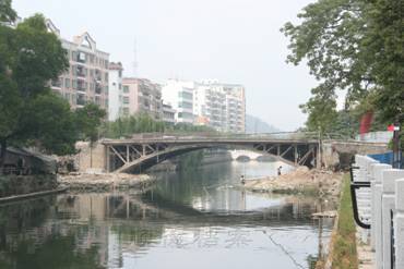 2005年正在施工的九眼桥（图源顺德区档案馆）.jpg