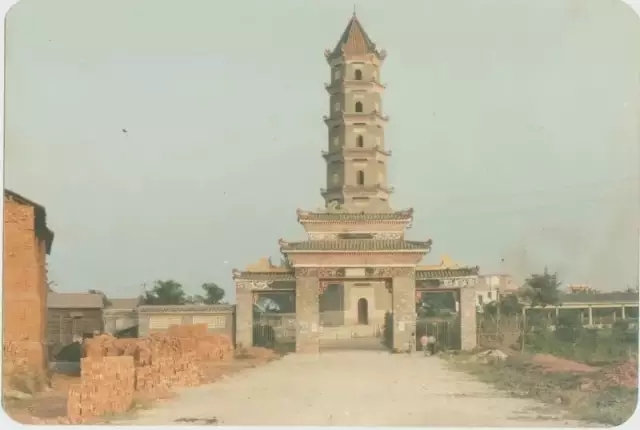 文塔公园旧貌.jpg