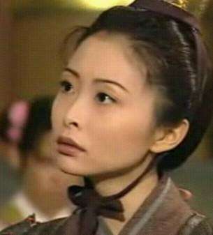 汤盈盈.jpg