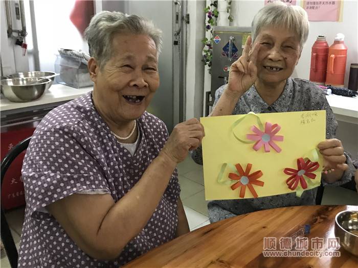 长者学堂——手工_副本_副本.jpg