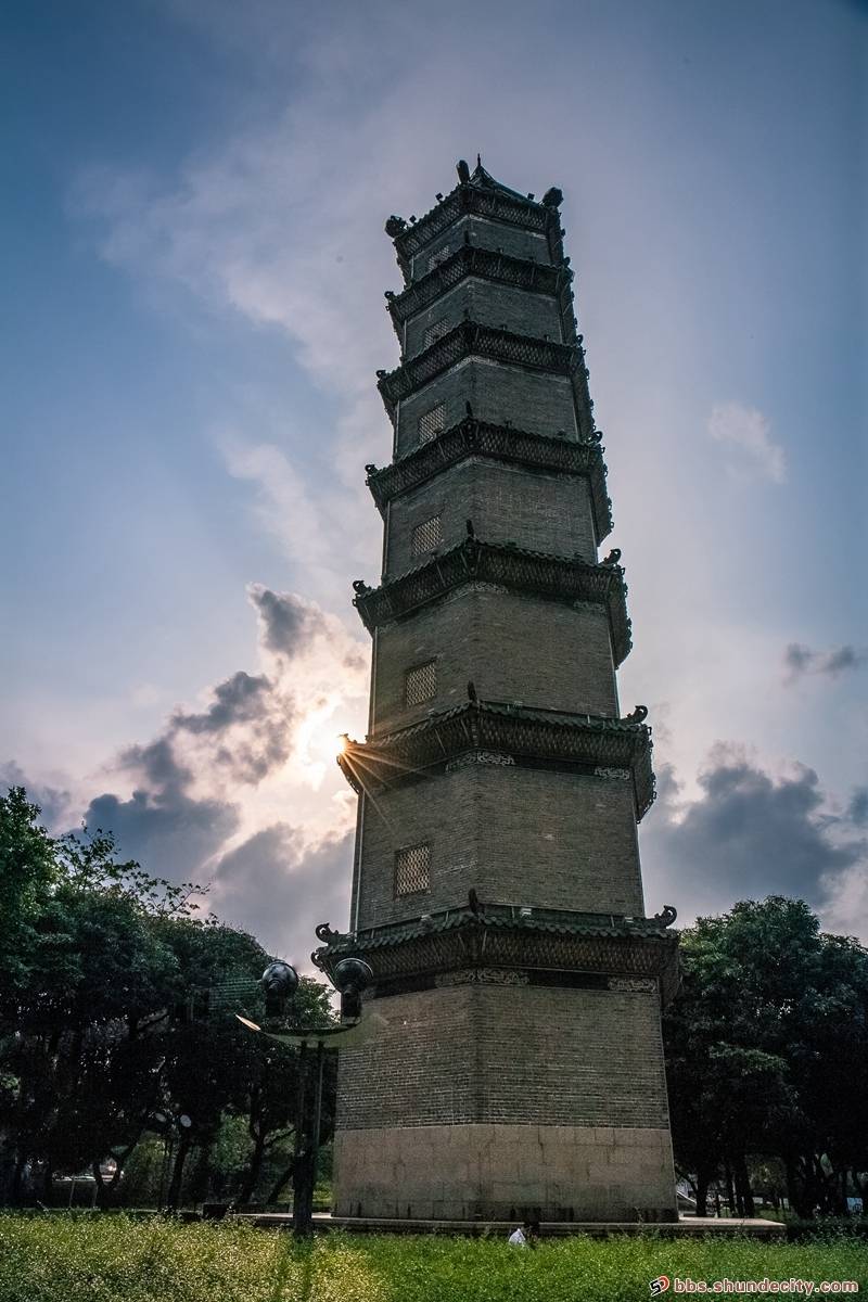 容桂文塔 雕刻时光.jpg