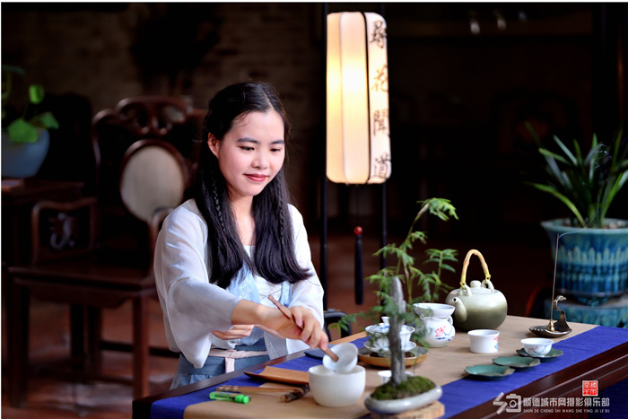 8546020201012122030391407.jpg 3 马彦良.jpg