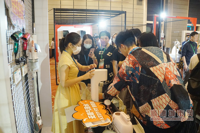 MCN機構正在選品2.jpg