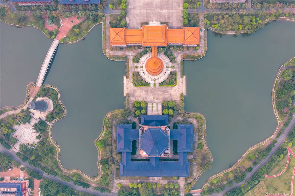 航拍南醫大2（Liberty）.jpg