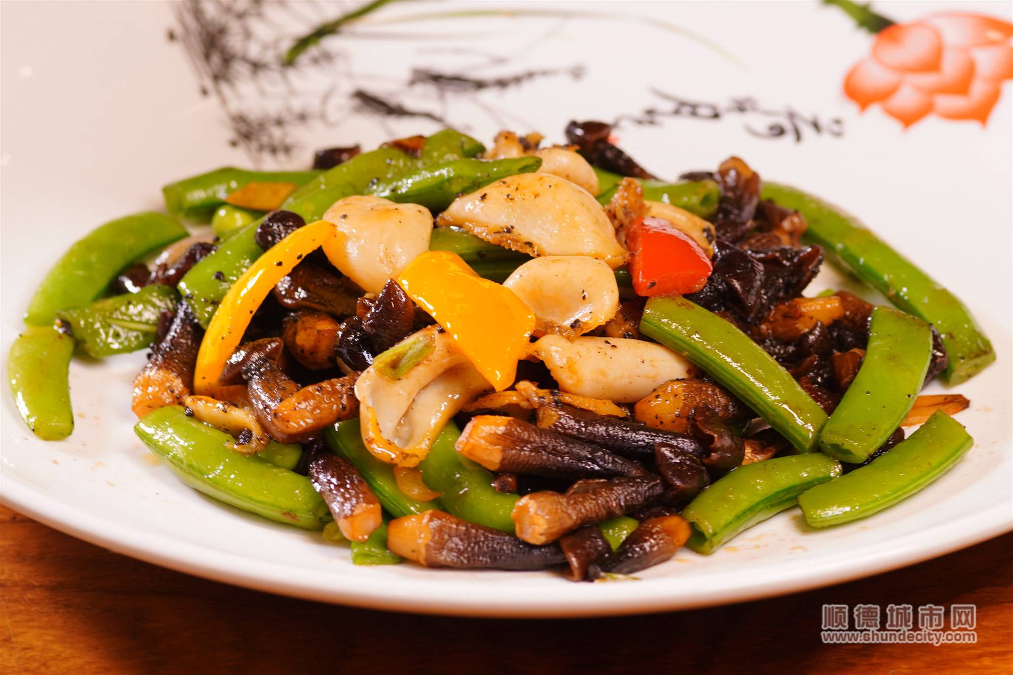 黑松露鸡松炒鲍鱼片海鲜 (70) (1)_副本.jpg