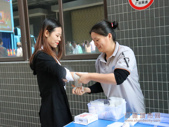 止血包扎训练.JPG