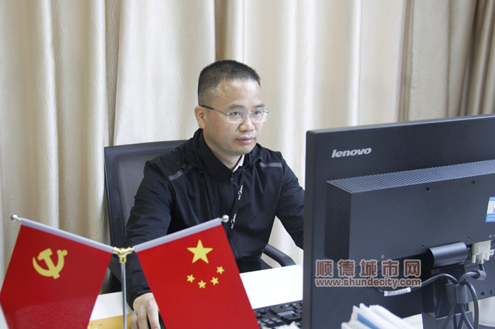 2李金波日常工作.jpg