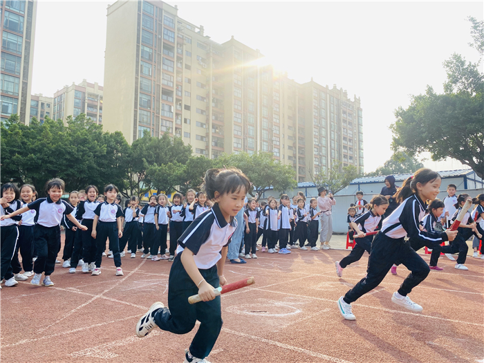 林少君 13750507076 高黎小学 体育精神.jpg