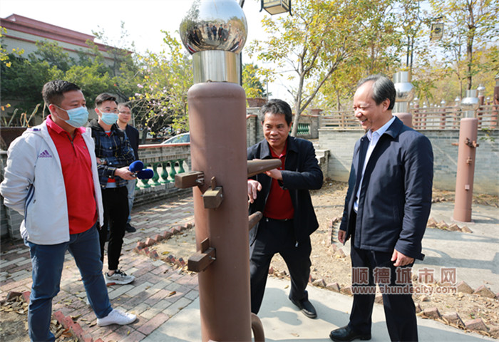 1月23日，佛山市委副书记、顺德区委书记郭文海到杏坛镇马东村调研永春拳文化发展助力乡村振兴情况。（顺德档案馆_叶伟涛摄）_副本.jpg