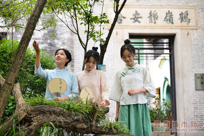 shundeplus/images/article/2022/10/10/839e720221010111511853883.jpg 2021年均安七夕外拍(摄影:甘培田) (7)_副本.jpg