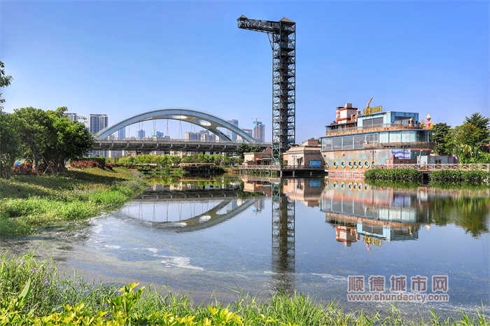 岑炳超 摩天轮 欢乐海岸7.jpg