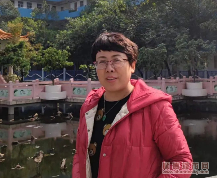 陈洁.jpg