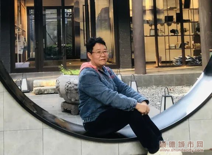 林艳冰.jpg