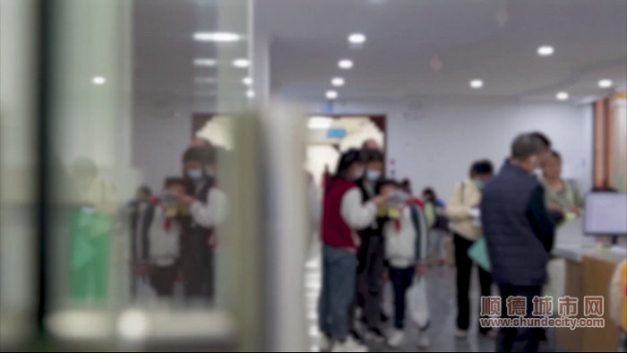 中心每天干預自閉癥患兒超過100人.jpg