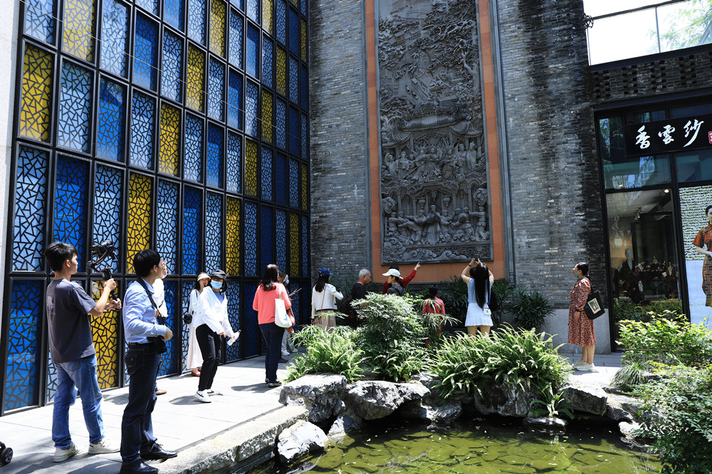 shundeplus/images/article/2023/04/23/2699720230423101437912448.jpg 3、华侨城-旭日东升_副本.jpg