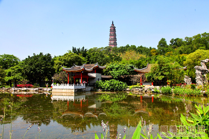 顺峰山公园（梁兆权）.jpg