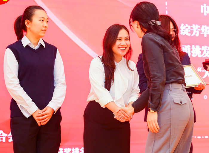 笑靥如花。.jpg