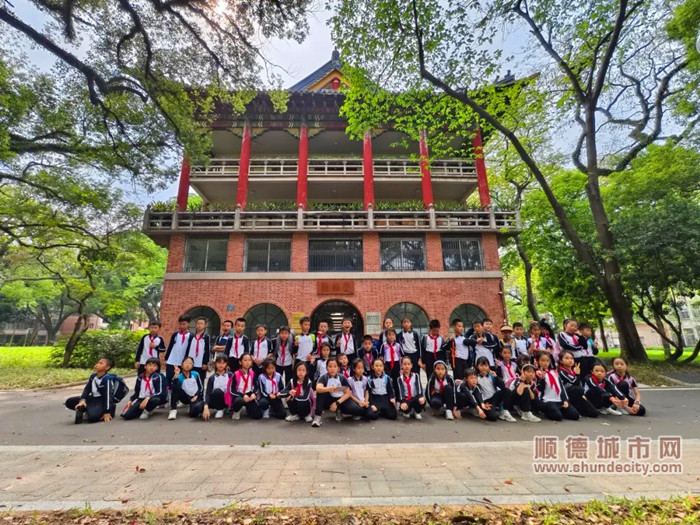 走进中大顶尖的实验室，体验科学实验之妙。.jpg