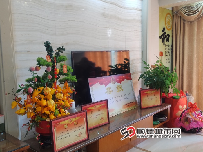 0c84a527bd21ce087c13051f44ac75f_副本.jpg