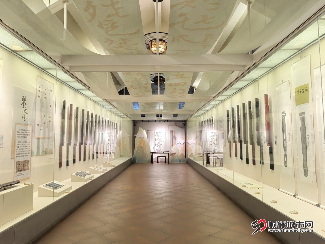 shundeplus/images/article/2025/04/14/631c320250414155743238857.jpg 古琴展厅_副本.jpg