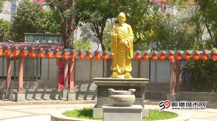 L1040345_副本.jpg