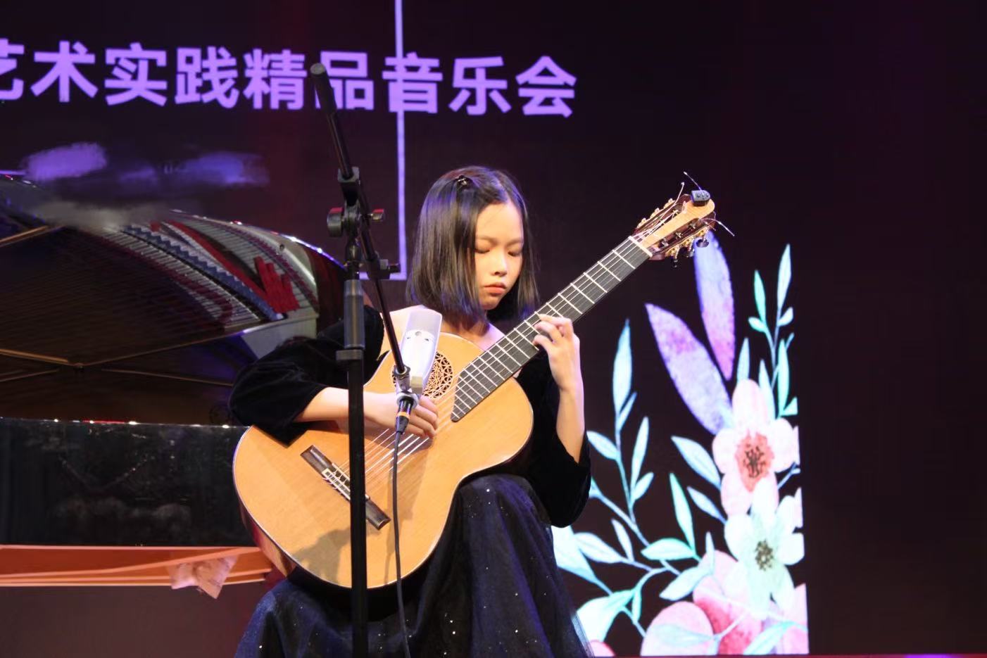 张一婷.jpg