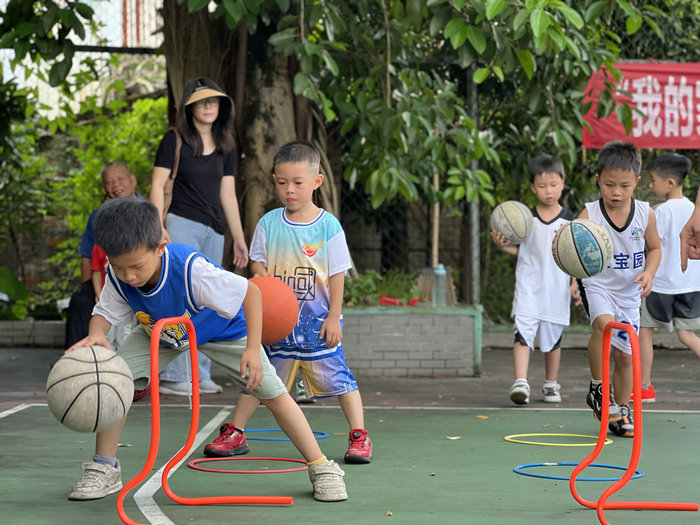 篮球公益特训班.jpg