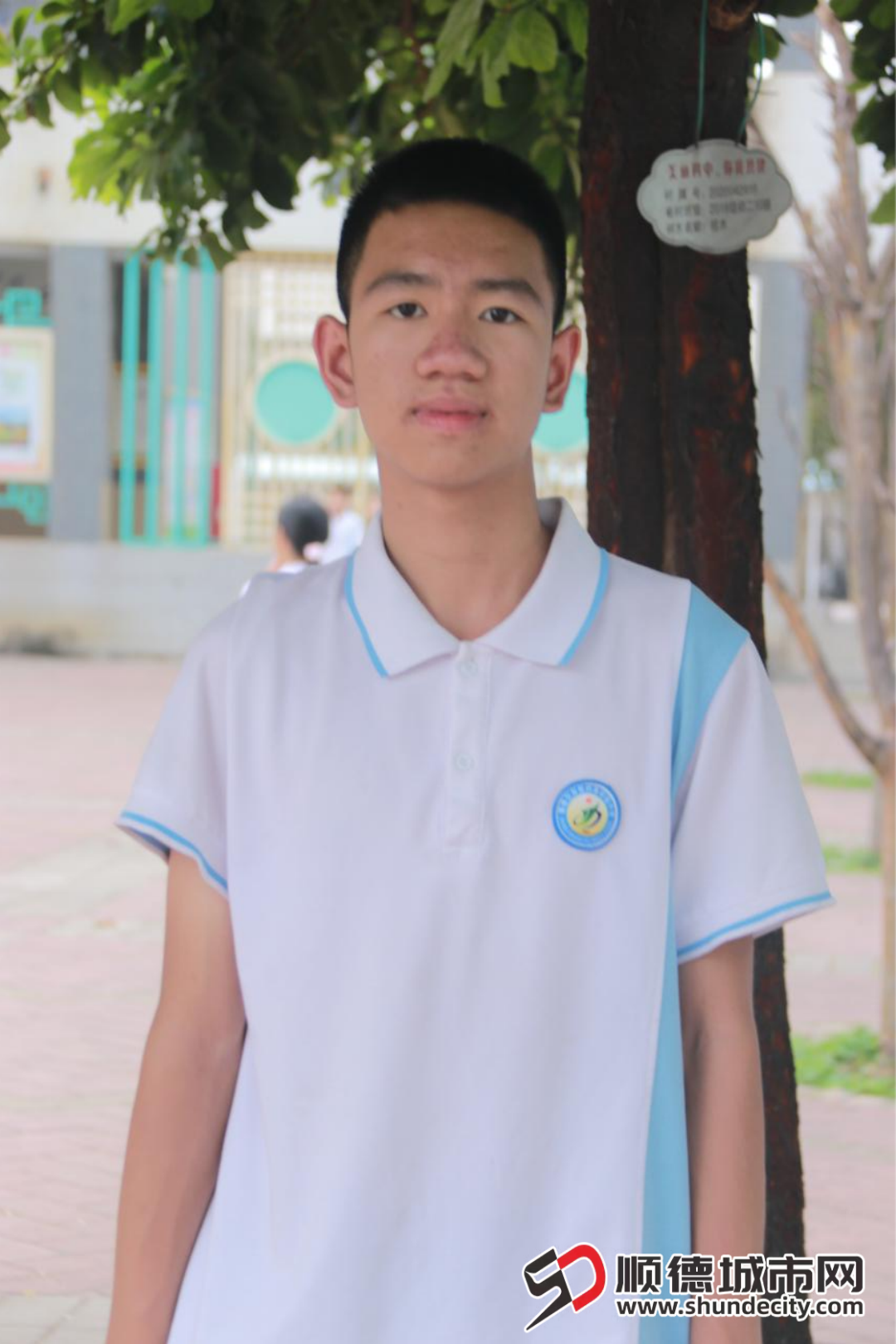 四基中学初三7班 梁殷铭 中考总分702分.png