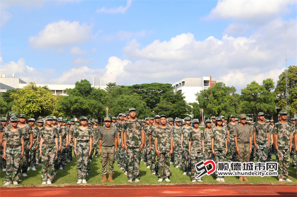 方阵列队 (1).JPG