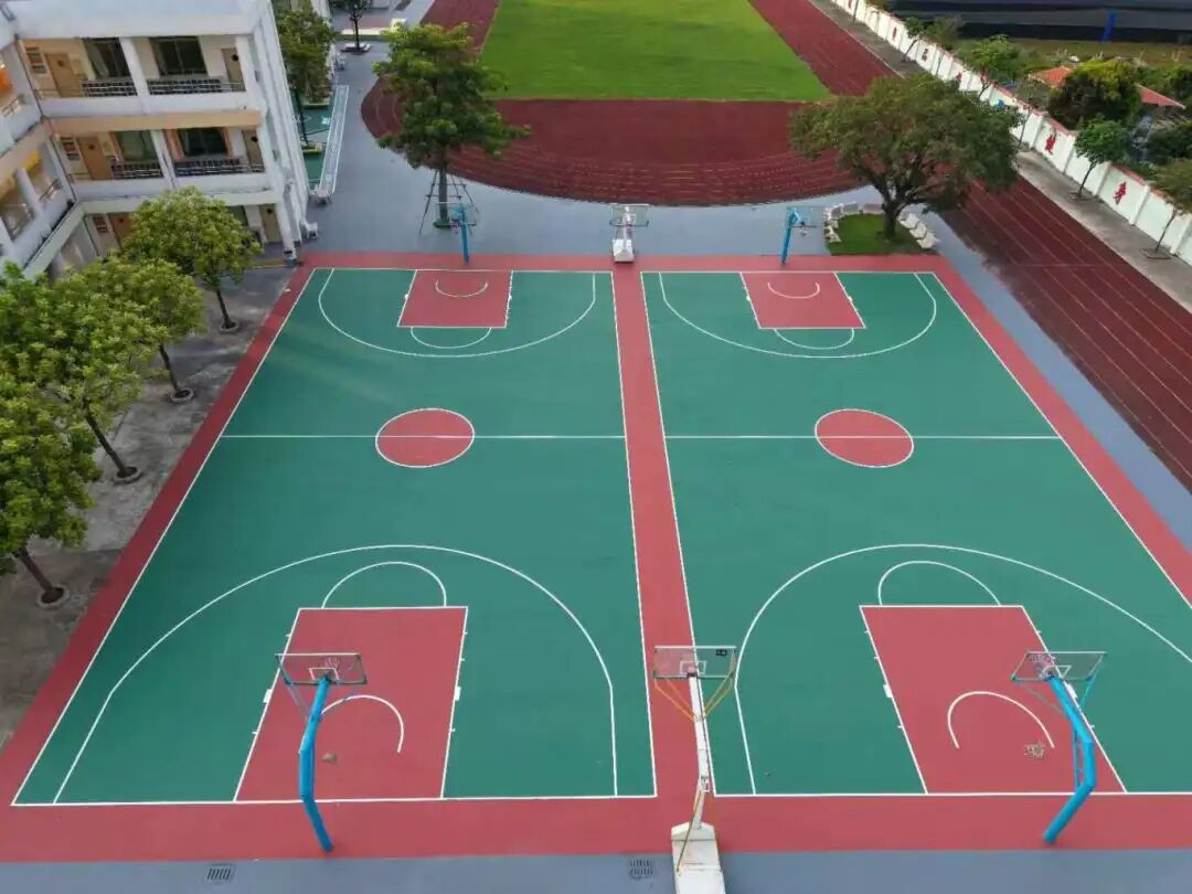 篮球场改造后.jpg