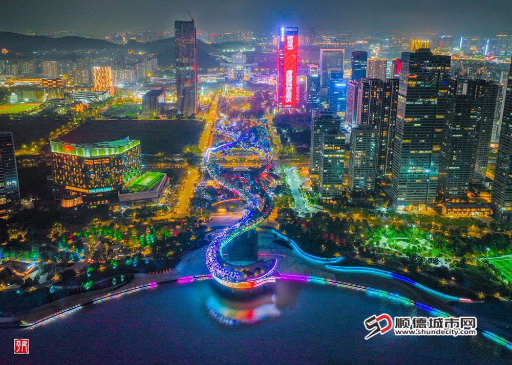 11金凤凰 作者：顺德城市网摄影俱乐部梁健平_副本.jpg