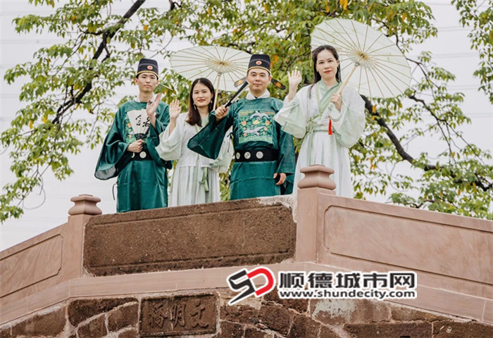 微信图片_2025-09-27_181104_713_副本.jpg