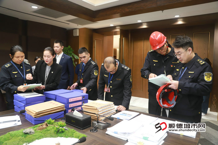 多部门联合检查昇辉控股 (35)_副本.jpg