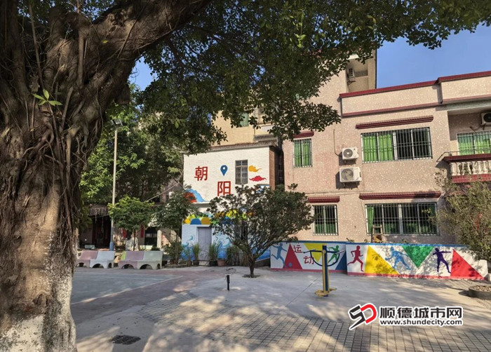 乐享 “家门口的幸福”。.jpg