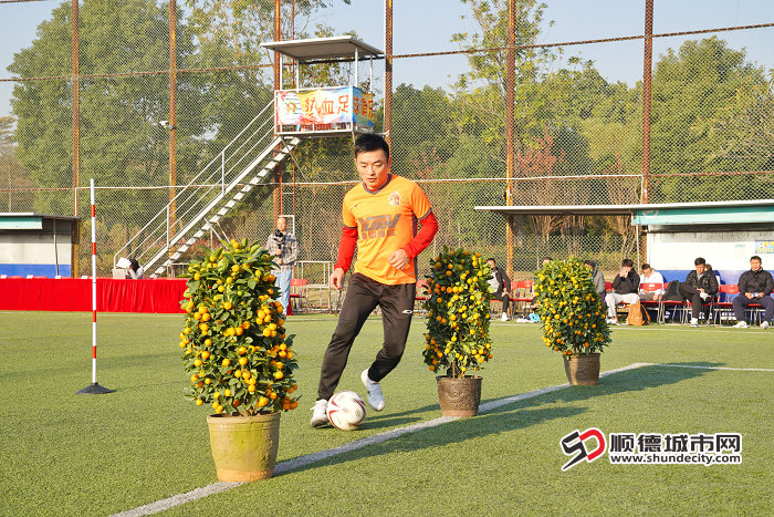 绕球过 “桔” 挑战.jpg