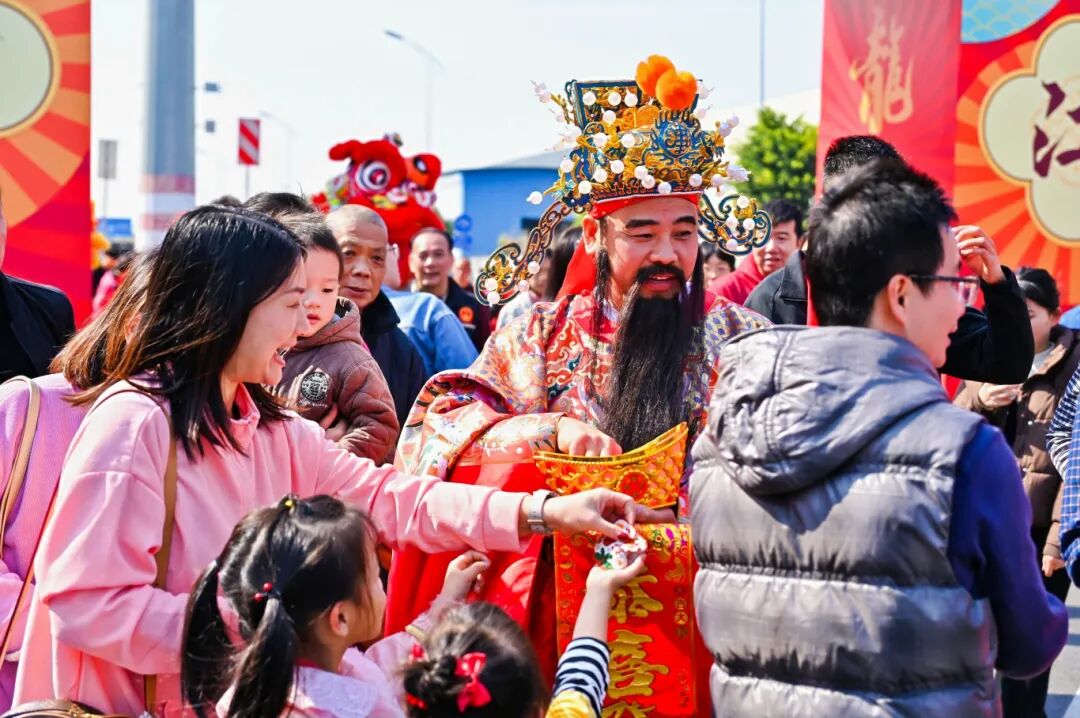 2025年龙江镇迎春花市 (4).JPG