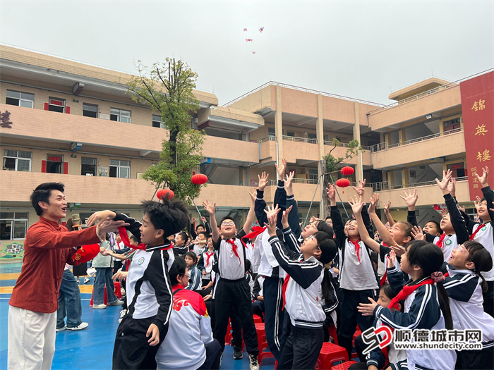 新华小学3.jpg