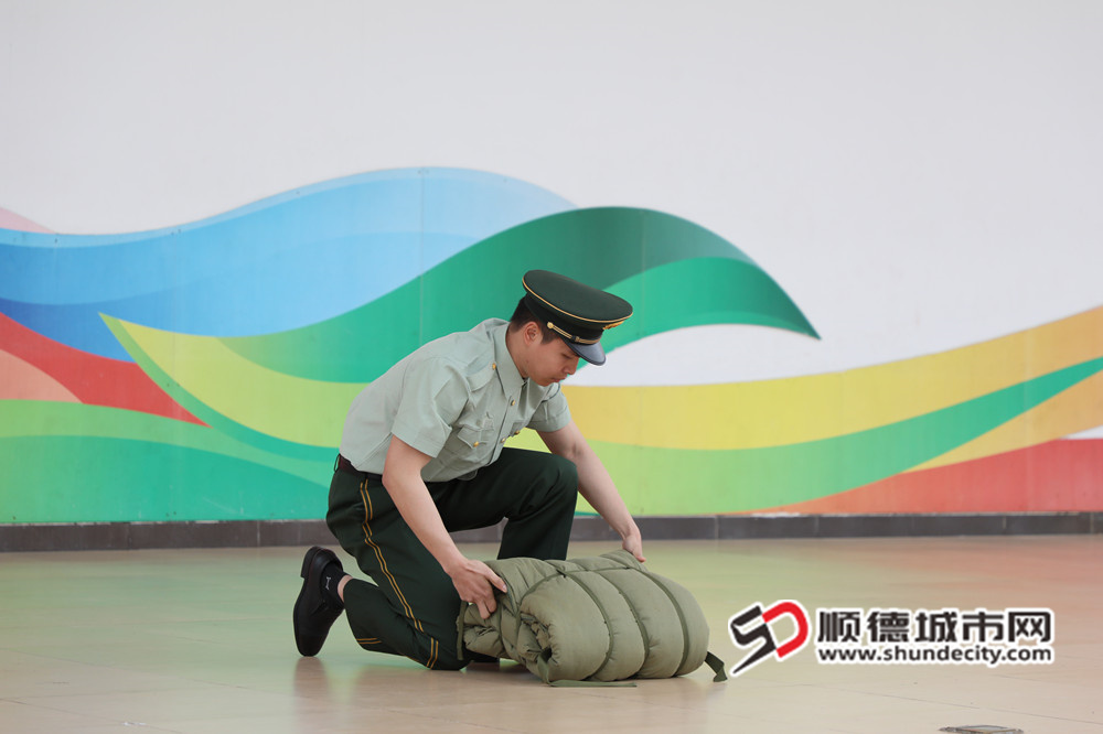 5军人展示 (7).JPG