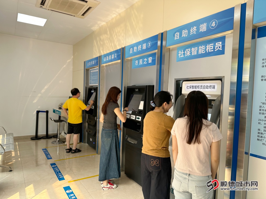 群众使用现场。.jpg
