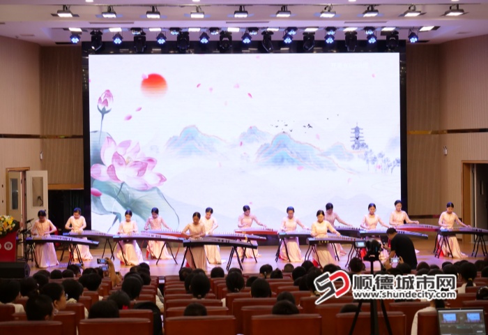 学校古筝课程班_副本.jpg